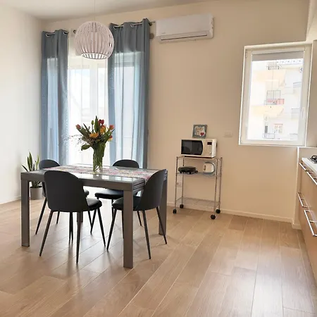 Bariamo Apartment-central Station-design&comfort *