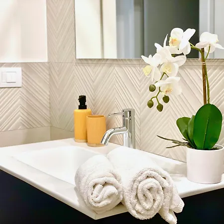 Bariamo Apartment-central Station-design&comfort Apartment